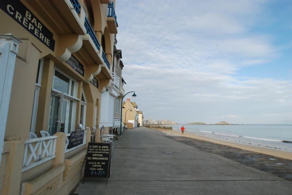 Ambassadeurs Logis Hotel Saint-Malo Bagian luar foto