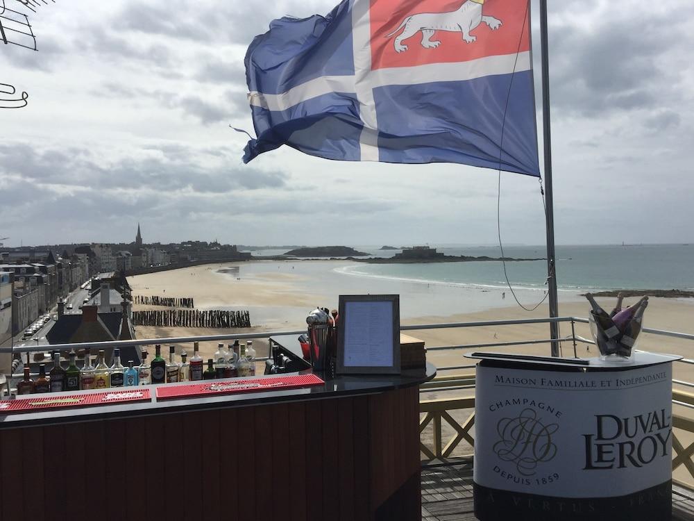 Ambassadeurs Logis Hotel Saint-Malo Bagian luar foto