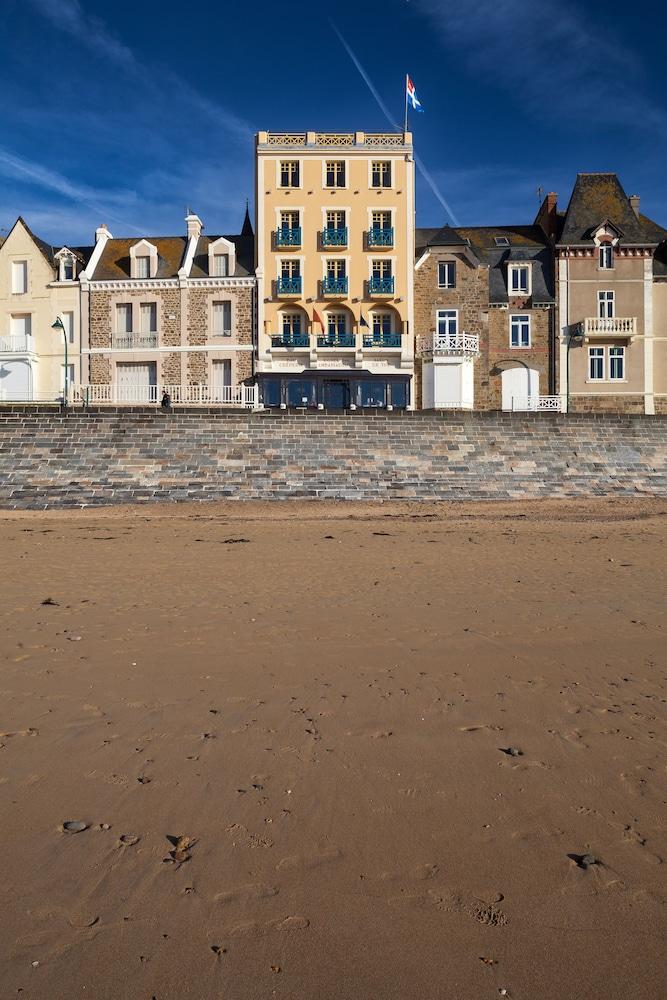 Ambassadeurs Logis Hotel Saint-Malo Bagian luar foto