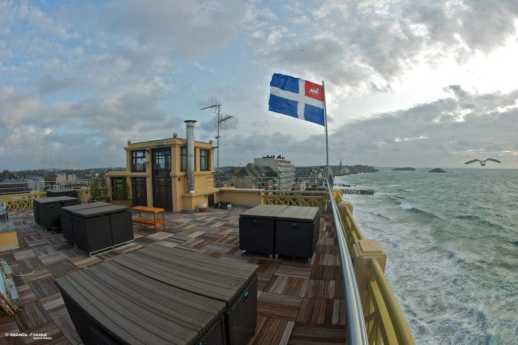 Ambassadeurs Logis Hotel Saint-Malo Bagian luar foto